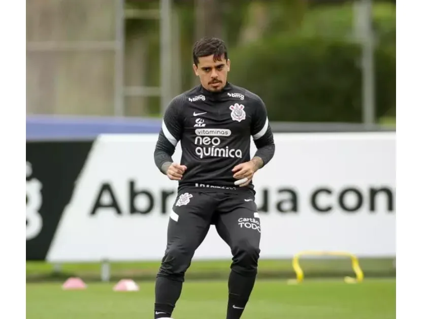 Em entrevista, Fagner pede paciência com o Corinthians: 