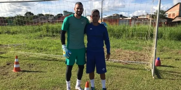 Goleiros do Palmeiras já miram concorrência em 2019 e não 