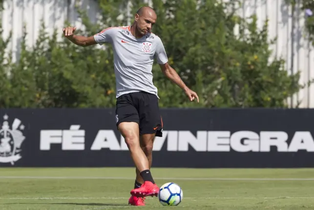 Reservas do Timão perdem jogo-treino para a seleção sub-20; Roger marca