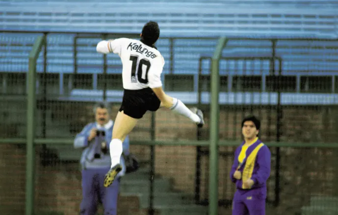 Há 31 anos, Neto marcava dois primeiros gols pelo Corinthians