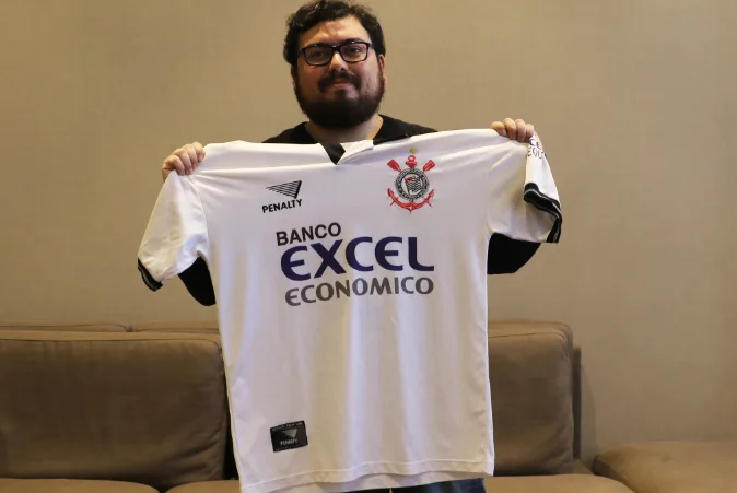 #TimãoNoChile: Chileno corinthiano conta como se apaixonou pelo Corinthians mesmo distante do Brasil