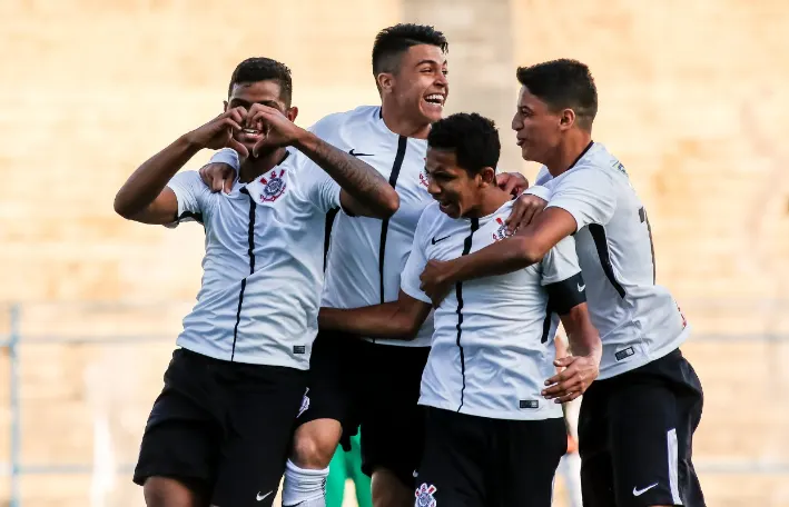 Corinthians vence Atlético-MG no Brasileirão Sub-20