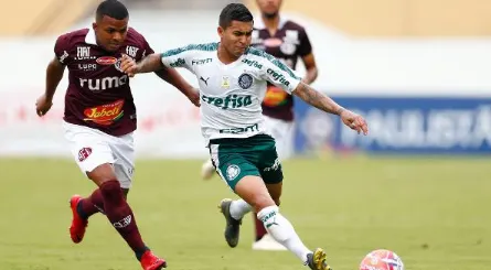 Goulart estreia, Palmeiras vai mal no ataque e empata com a Ferroviária