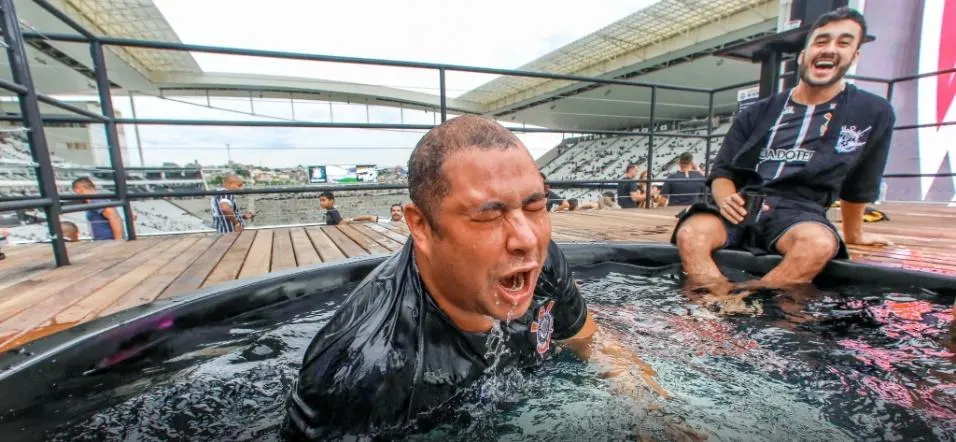 Com piscina e open bar, novo camarote da Arena vai até R$ 25 mil