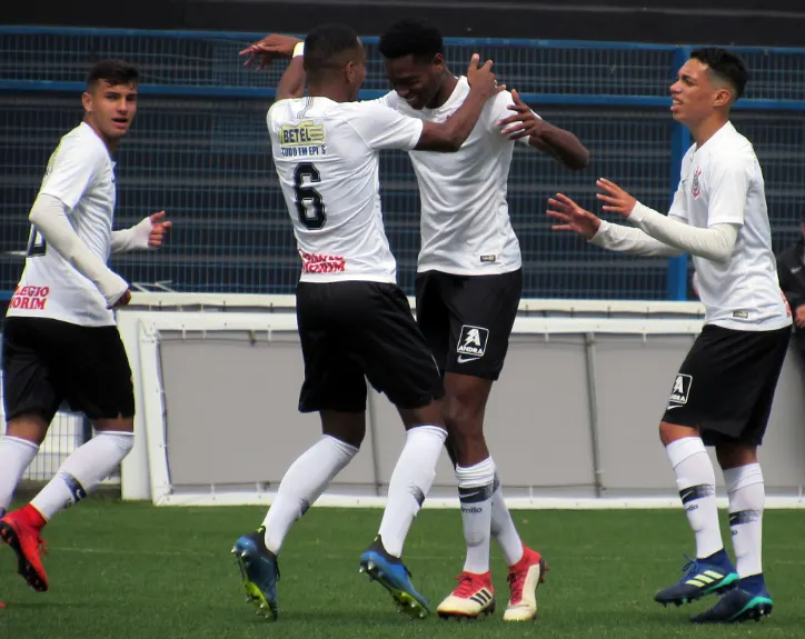 Paulistão Sub-17: de virada, Corinthians vence Novorizontino e se isola na liderança do Grupo 16