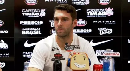 Boselli é apresentado pelo Corinthians, lembra Tevez e diz: 