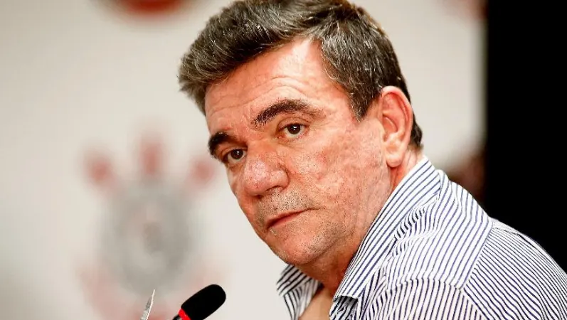 Corinthians viu venda de jogadores cair 62% em ano de rombo histórico