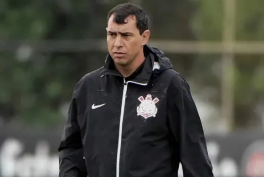 Carille faz sete alterações e define Corinthians para pegar a Ponte Preta