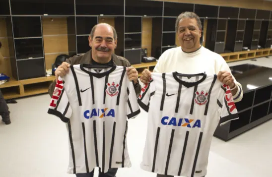 Há 53 anos, Tião estreava pelo Corinthians