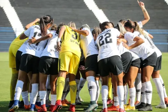 Corinthians estreia no Paulista Feminino neste domingo, diante do Santos