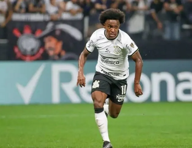 Willian, do Corinthians, é dono da maior marca de dribles em uma única partida do Brasileiro