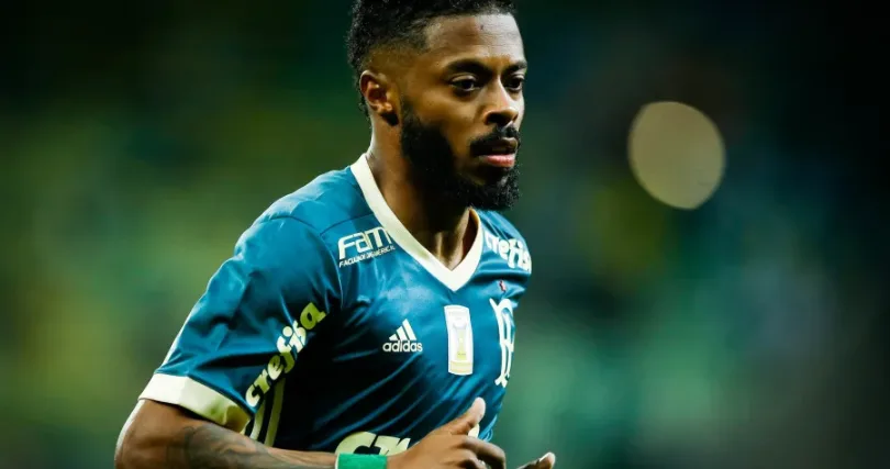 Da seleção à Série B? Michel Bastos precisa se contentar com nova realidade