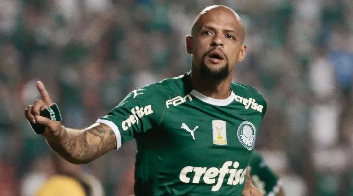 Felipe Melo ironiza tempo para treinar: 