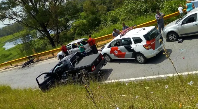 Briga entre torcidas de Santos e Corinthians deixa feridos