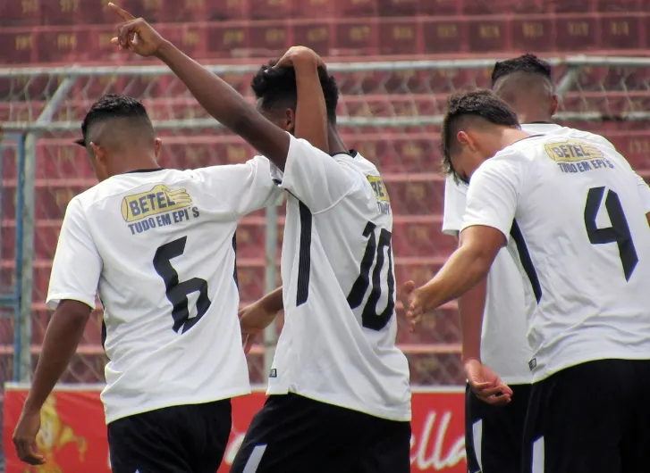 Corinthians goleia Barcelona Esportivo pelo Paulistão Sub-17