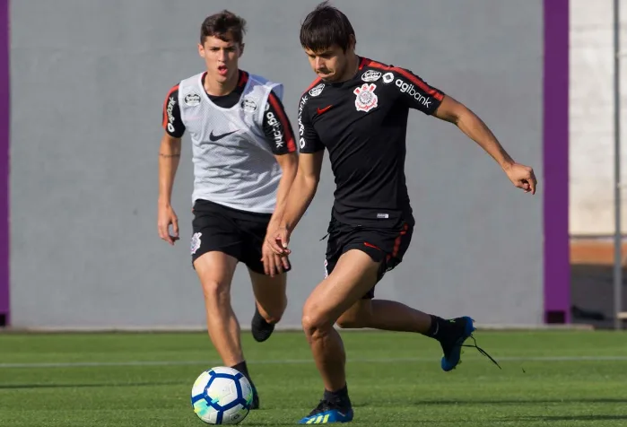 Direto do CT: Ralf próximo de retorno e treino técnico