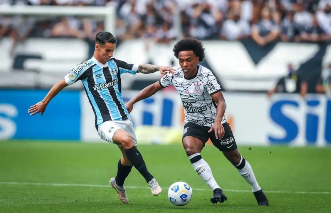 Contra o Grêmio, Willian tem 100% de aproveitamento nos dribles