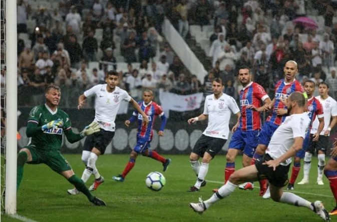 Bahia x Corinthians: prováveis times, desfalques e onde acompanhar