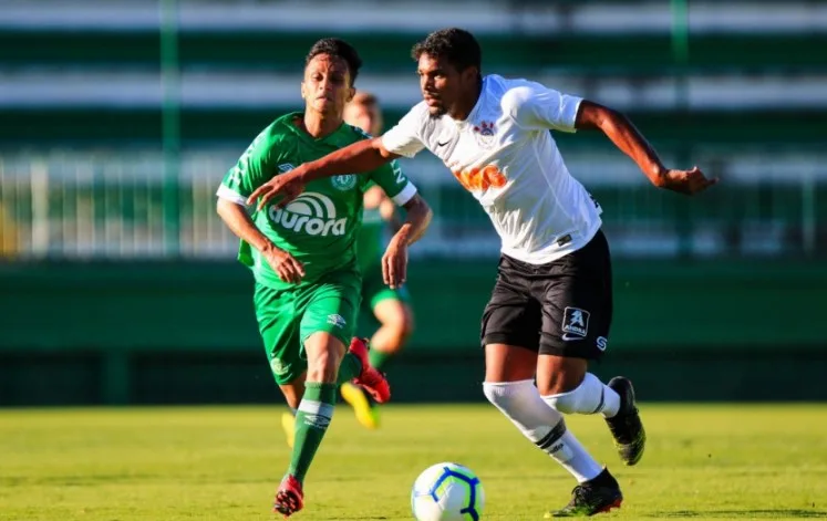 Copa do Brasil Sub-20: atacante faz quatro e Timão goleia a Chapecoense