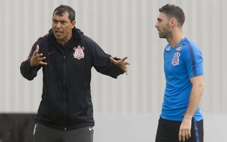 Boselli é liberado pelo Corinthians para ir à Argentina e volta domingo