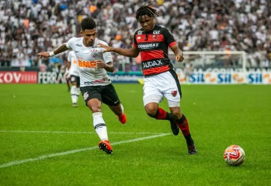 Matheus Jesus faz exames e fica perto de assinar com o Corinthians