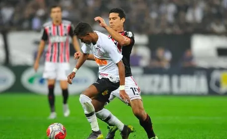 Confira os melhores momentos de Corinthians 2x1 São Paulo 