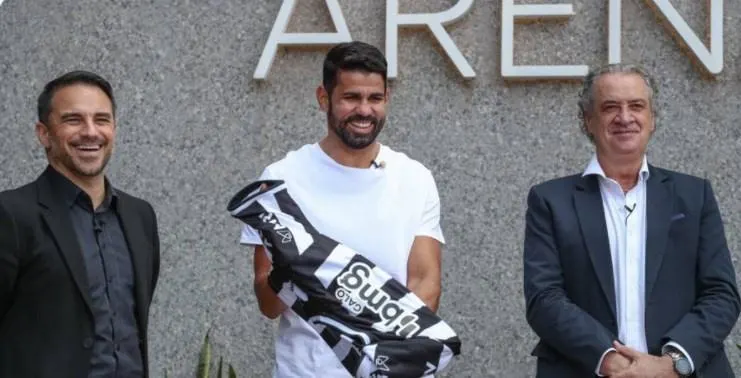 Sem multa rescisória, Diego Costa vai estudar proposta do Corinthians