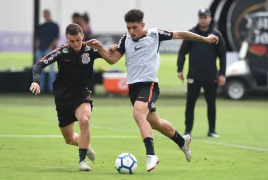 Emprestado ao Bahia, Douglas não pode enfrentar o Corinthians