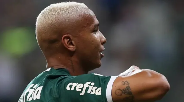 Deyverson celebra boa fase no Palmeiras com gols, poucos cartões e namoro