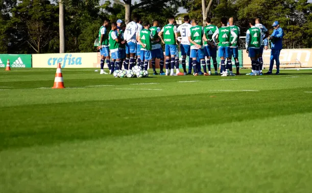 Confiante com a força do elenco, Felipão pode criar times A e B