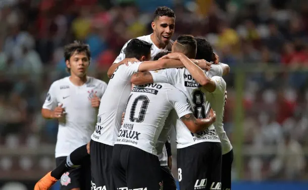 Júnior Dutra celebra dois gols e vê noite especial na Venezuela