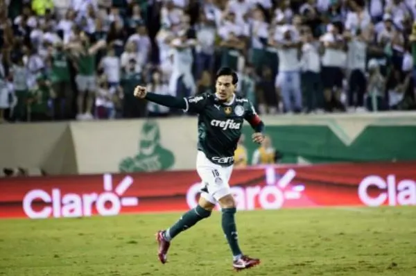 Titular absoluto! Entenda por que Gustavo Gómez é único que joga todas no Palmeiras