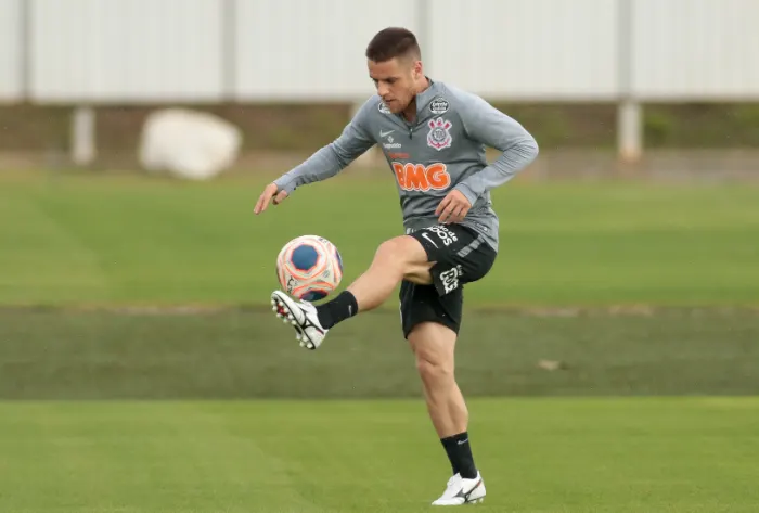 Ramiro e Michel Huff avaliam retorno do futebol após quarentena