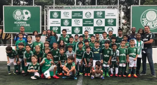 Palmeiras inaugura nova unidade da escola de futebol na cidade de Santo André