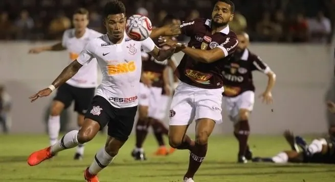 Gustagol salva Corinthians de derrota contra Ferroviária no Paulistão