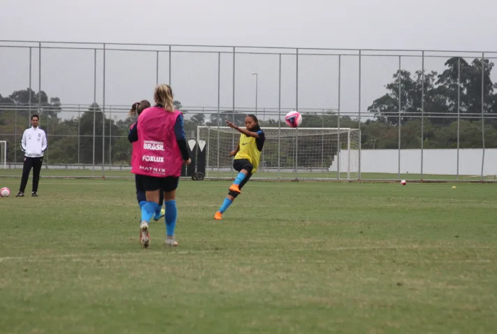 Futebol feminino viaja para Belém (PA) e enfrenta o Pinheirense nesta quarta-feira, pelo Brasileirão