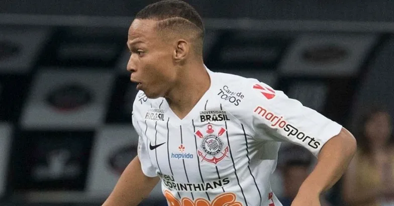 Janderson comemora um ano de sua estreia no profissional do Corinthians