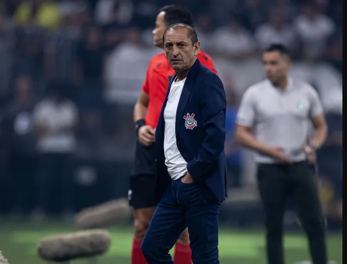 PROVÁVEL ESCALAÇÃO:  Escalação do Corinthians para confronto contra o Fortaleza pela Sul-Americana