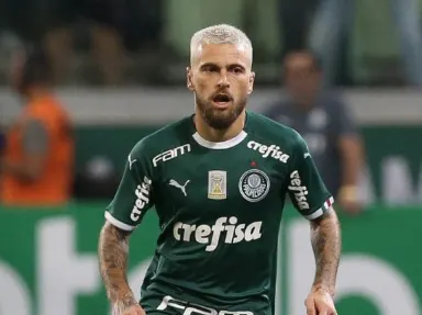 Titular nos últimos três jogos, Lucas Lima busca retomar bom futebol no Palmeiras; veja números
