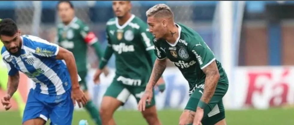 Rafael Navarro completa 500 minutos sem gols pelo Palmeiras