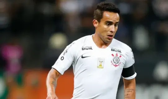 Desrespeito? Jadson não tinha mais bola para continuar no Corinthians