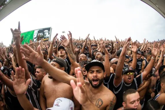 Corinthians x Chapecoense – venda de ingressos pela internet e nas bilheterias nesta terça-feira