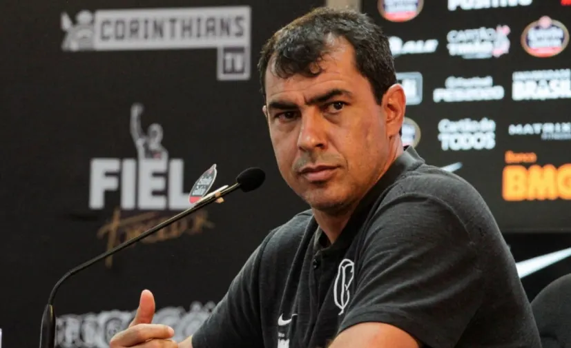 Carille defende permanência de Tiago Nunes no Corinthians: 