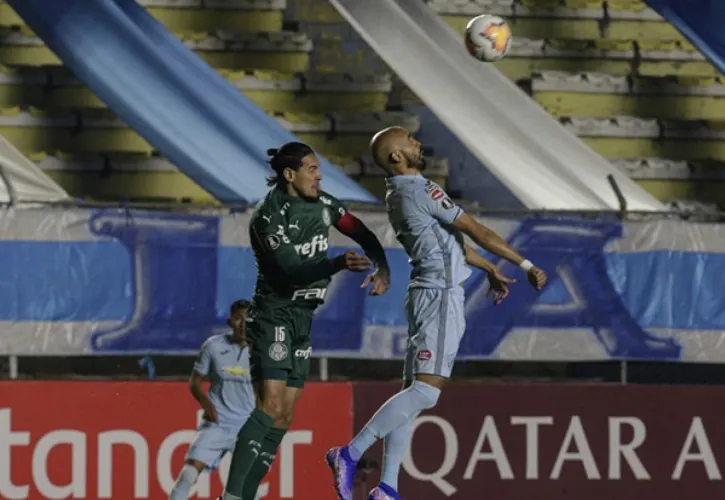 Bateria antiaérea do Palmeiras funciona na altitude