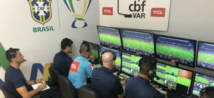 Brasileirão pode receber jogos em locais incomuns e CBF terá que se preparar para uso do VAR, diz blog