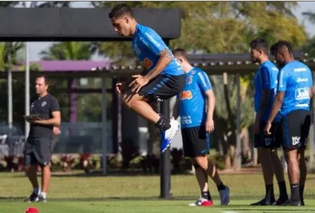 [ENQUETE] Tem espaço para Gabriel na equipe do Corinthians?