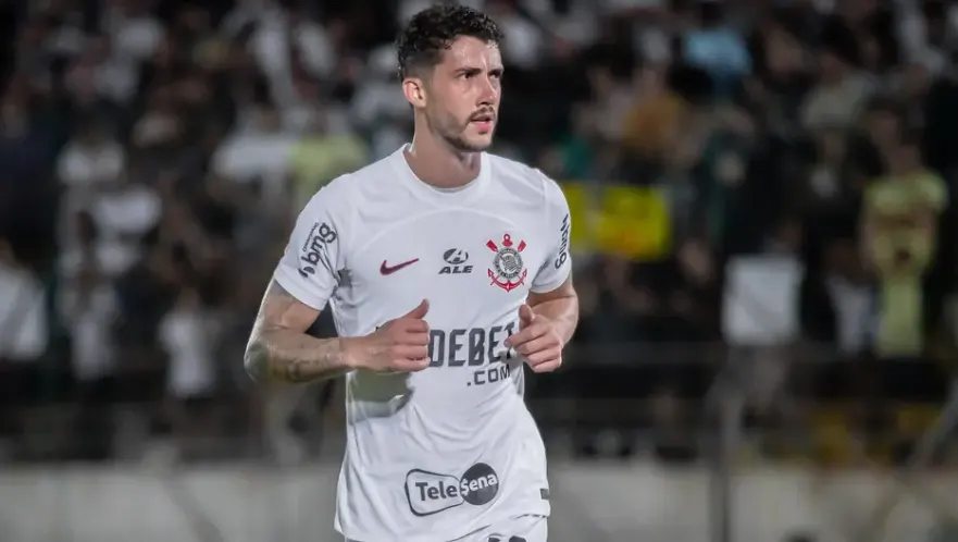 Erros individuais causam revolta em torcedores do Corinthians em empate com Atlético-GO