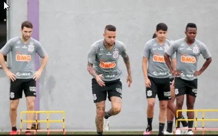 COMENTE: Copa do Brasil deve ganhar prioridade no TIMÃO?