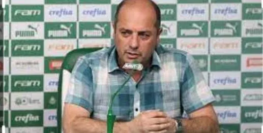 Cícero Souza, gerente do Palmeiras, fala sobre a reunião com elenco sobre cartilha de regras e disputa do Mundial