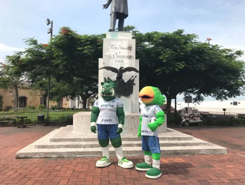 Periquito e Gobbato: mascotes oficiais reforçam Palmeiras com ações especiais